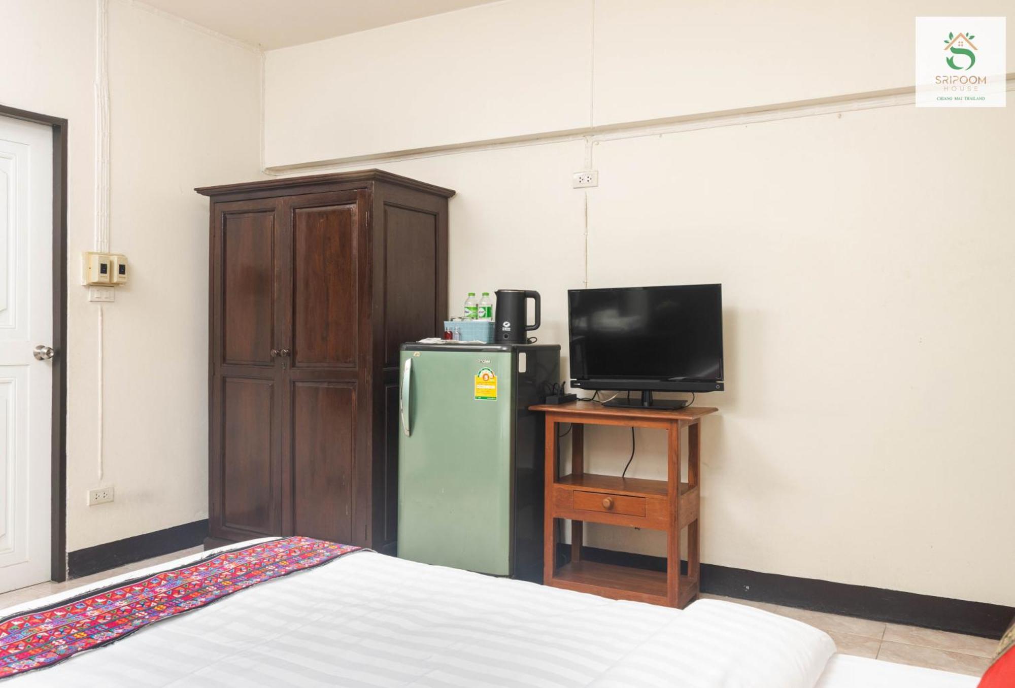 Sripoom House 1 Hotel Csiangmaj Kültér fotó